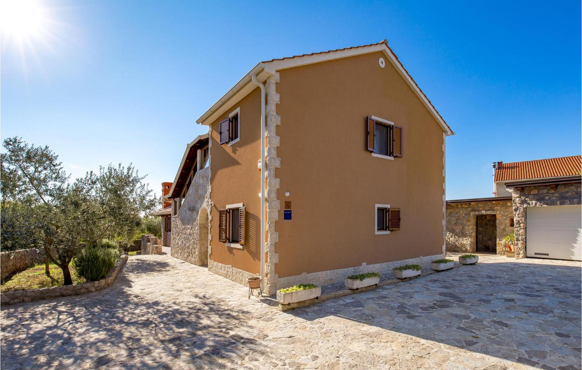 Gorgeous Home In Zgaljici With Sauna ภายนอก รูปภาพ